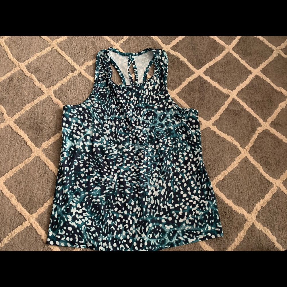 Women’s medium Old Navy activewear tank top